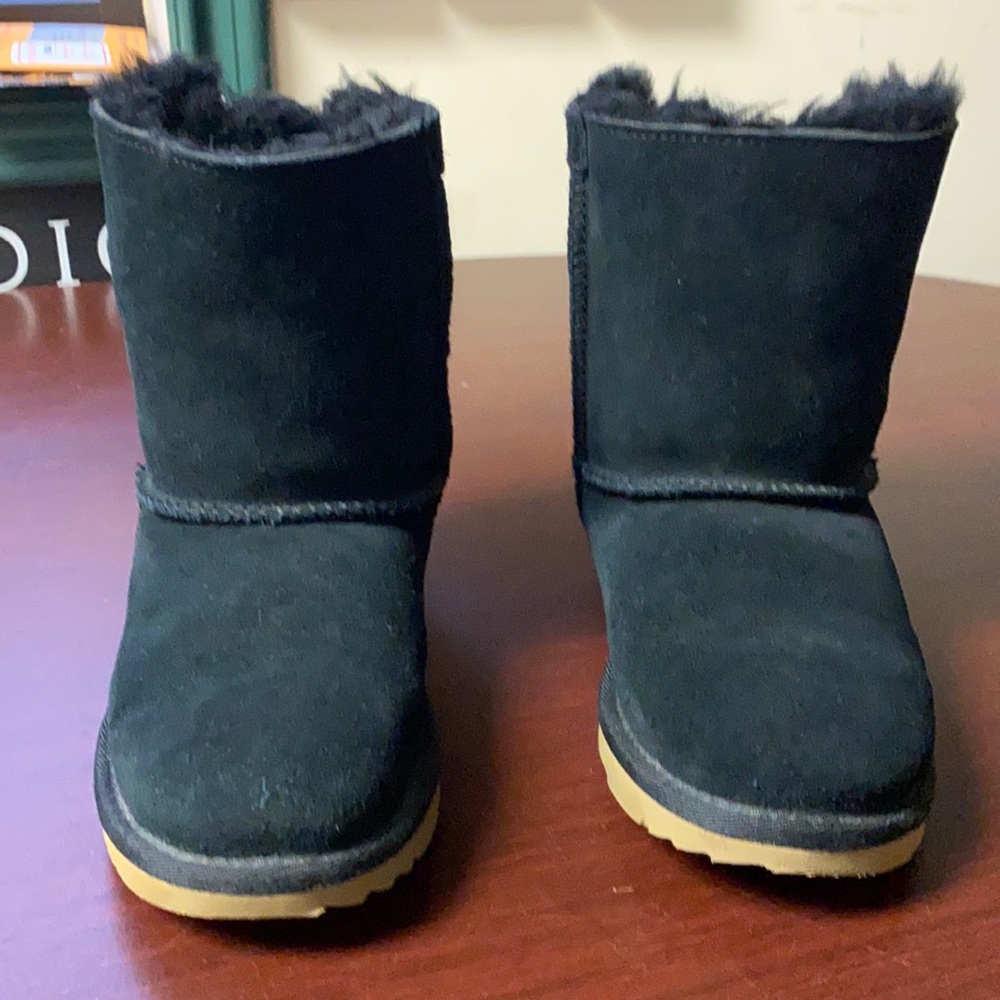 Bailey Bow Boot